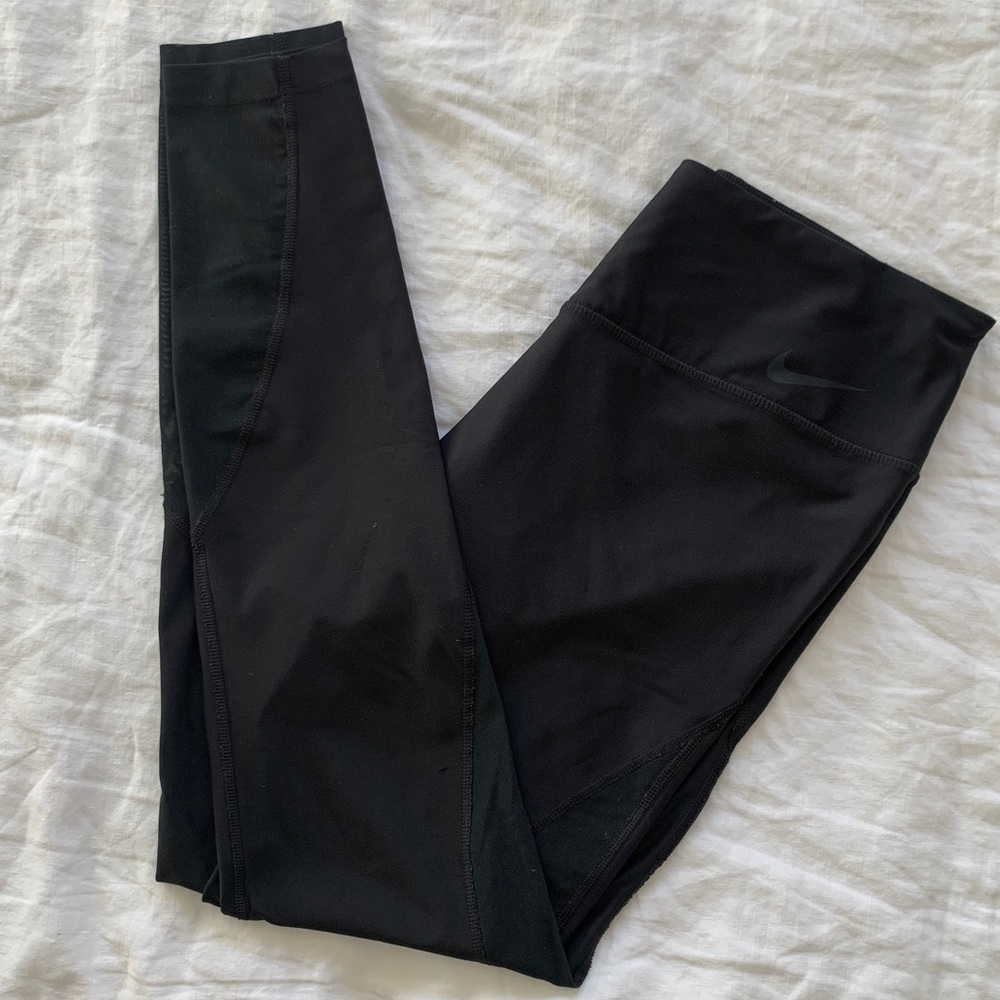 💸SOLD Nike Dri-fit mesh leggings